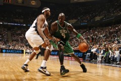 九游娱乐电竞站-中国男篮强化体能储备提高比赛耐力，中国男篮强化体能储备提高比赛耐力的措施